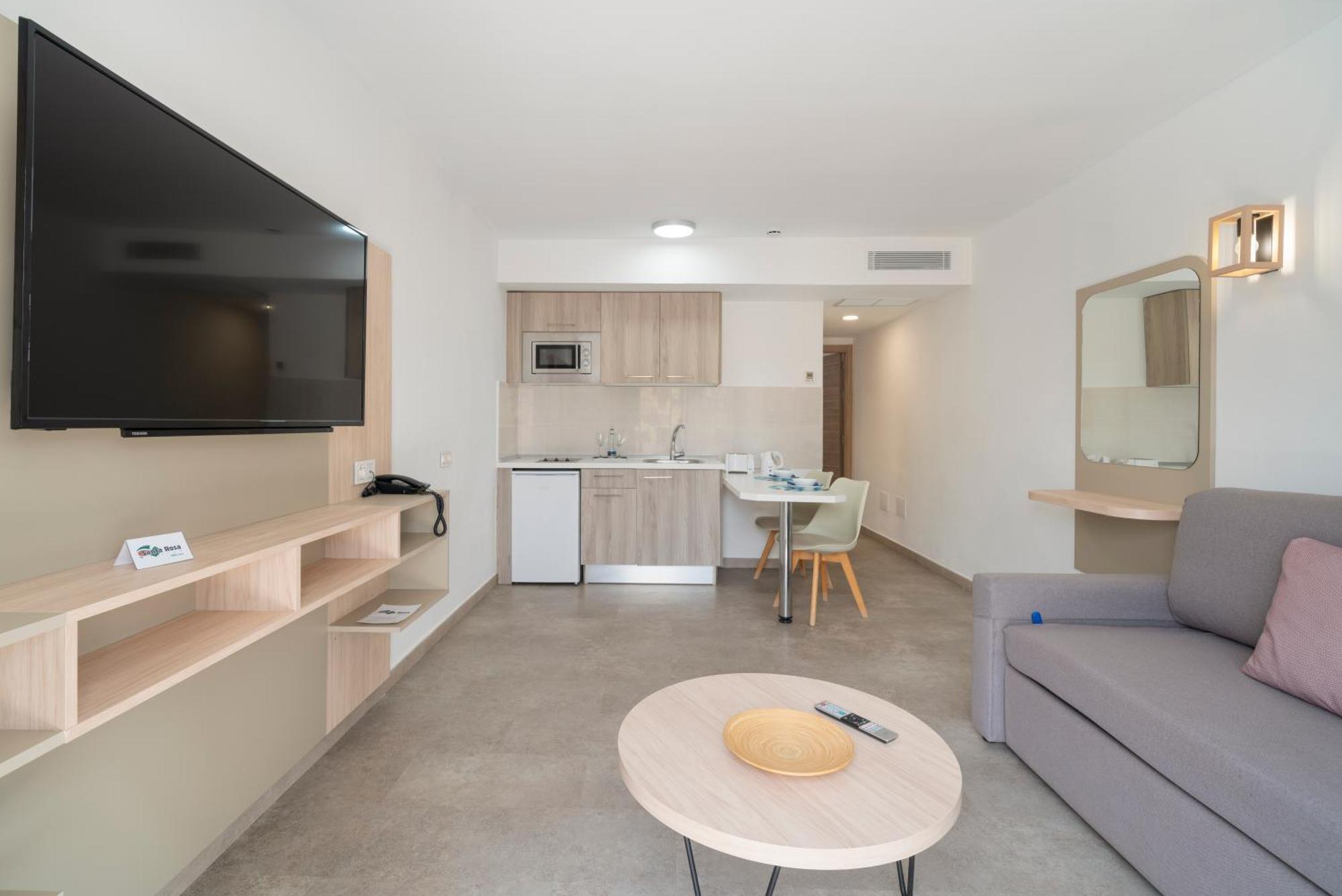 קוסטה טגוויסה Apartamentos Santa Rosa מראה חיצוני תמונה