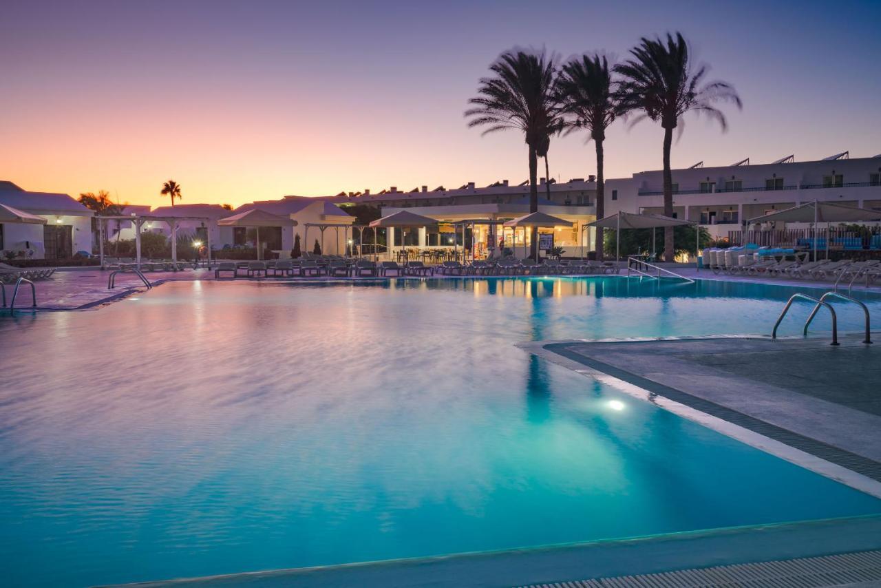 קוסטה טגוויסה Apartamentos Santa Rosa מראה חיצוני תמונה